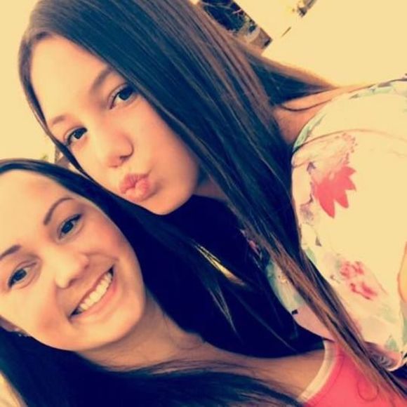 Meet your Posher, Melissa - Picture 1 of 1